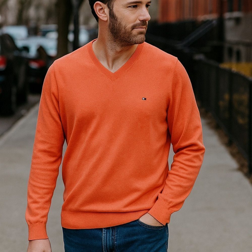 Tommy Hilfiger Men’s Signature V Neck Sweater size M